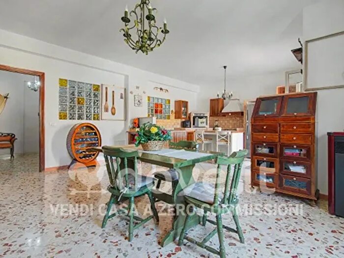 Appartamento trilocale in vendita in Via Massimo d'Azeglio, Bagheria