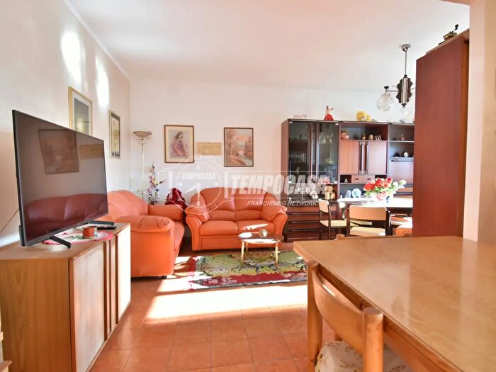 Appartamento con 5 locali in vendita in Tolentino