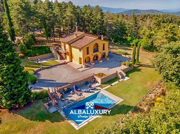 Casa con 6 locali in vendita in Via di Gebbia, Civitella In Val Di Chiana