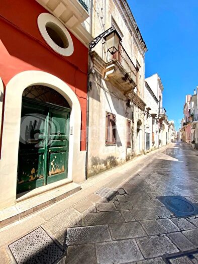 Casa con 5 locali in vendita in Via Aldo Moro, Tuglie