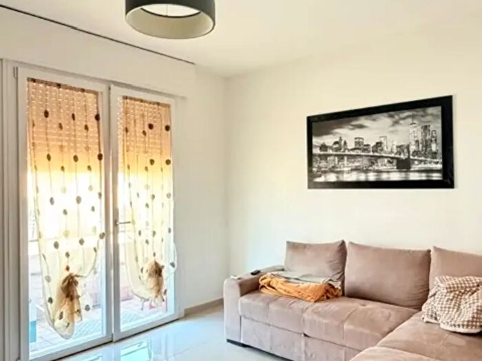 Appartamento con 5 locali in vendita in Via Chiesanuova, Padova