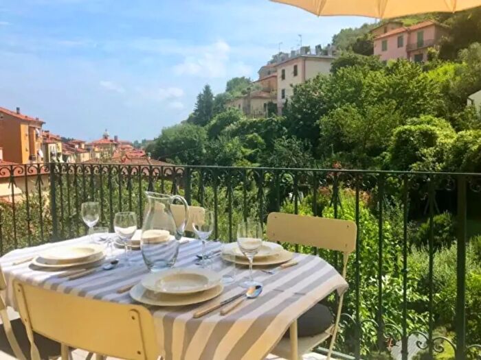 Appartamento con 6 locali in affitto in La Spezia