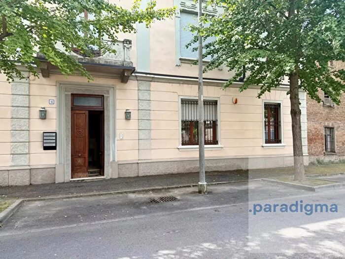 Appartamento trilocale in affitto in Sale