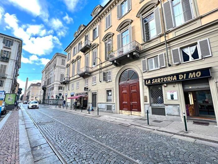 Appartamento bilocale in affitto in Via della Consolata, Quadrilatero Romano, Torino