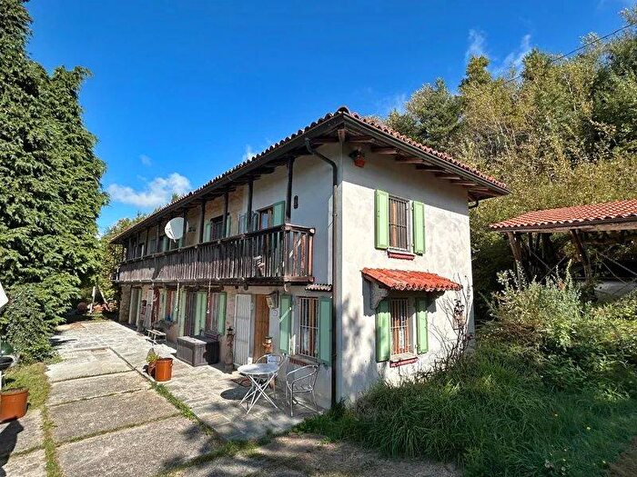 Casa in vendita in Bossolasco