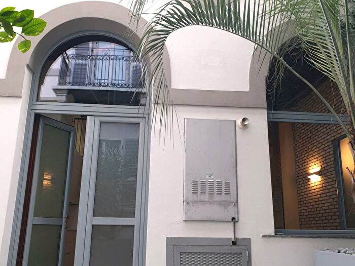 Appartamento trilocale in affitto in Isola, Milano