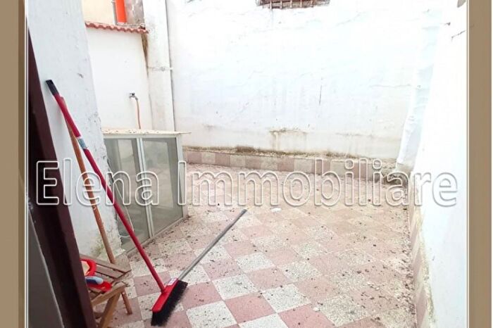 Casa con 13 locali in vendita in Alcamo