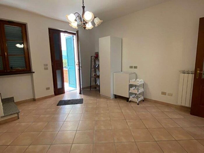 Casa con 6 locali in affitto in Via Sottomonte, Massa Macinaia San Leonardo, Capannori