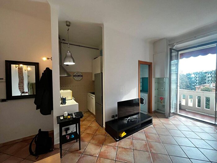 Appartamento bilocale in affitto in Via Gallarate, Certosa, Milano