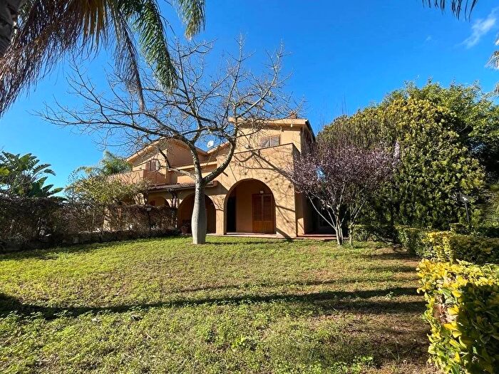 Casa con 6 locali in affitto in Via dei Greci, Terrasini