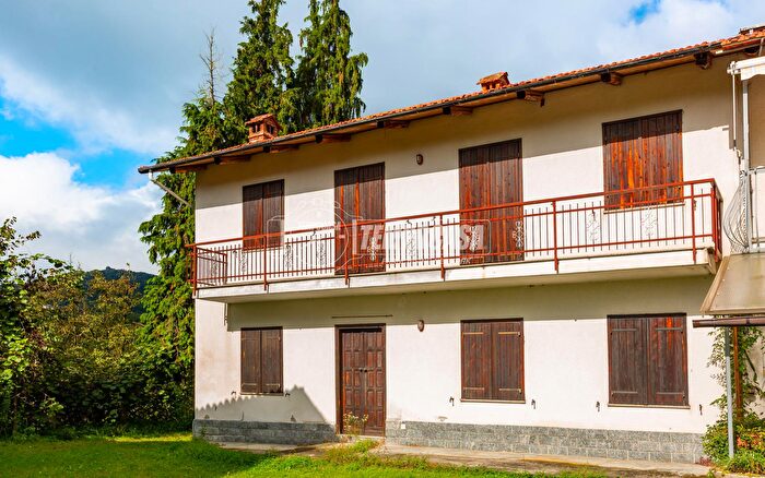 Appartamento con 5 locali in vendita in Strada Provinciale, Rivalba