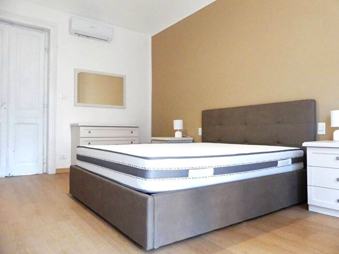 Appartamento bilocale in affitto in Via Genova, Nizza Millefonti, Torino