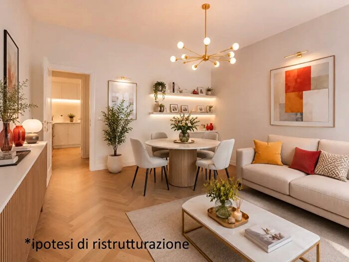 Appartamento con 6 locali in vendita in Rapallo
