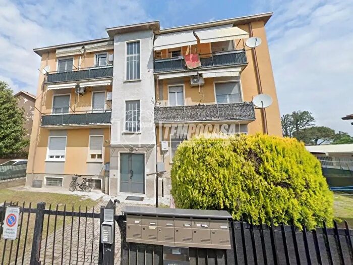 Appartamento bilocale in vendita in Via Tommaso Grossi, Vigevano