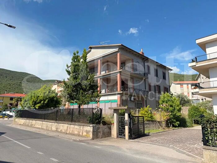 Casa in vendita in Via Primo Maggio Snc, Lugnano In Teverina