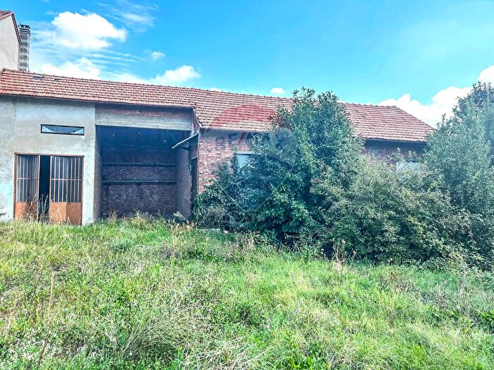 Casa con 5 locali in vendita in Via Milite Ignoto, BovisioMasciago