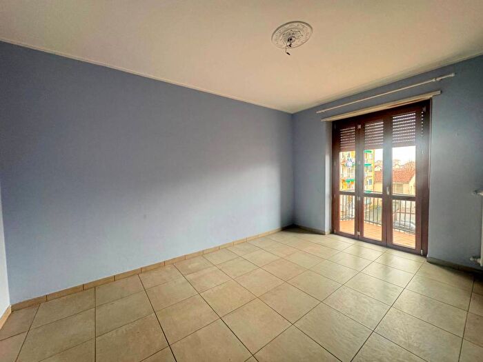 Appartamento bilocale in affitto in Via Enrico Belli, Centro, La Loggia