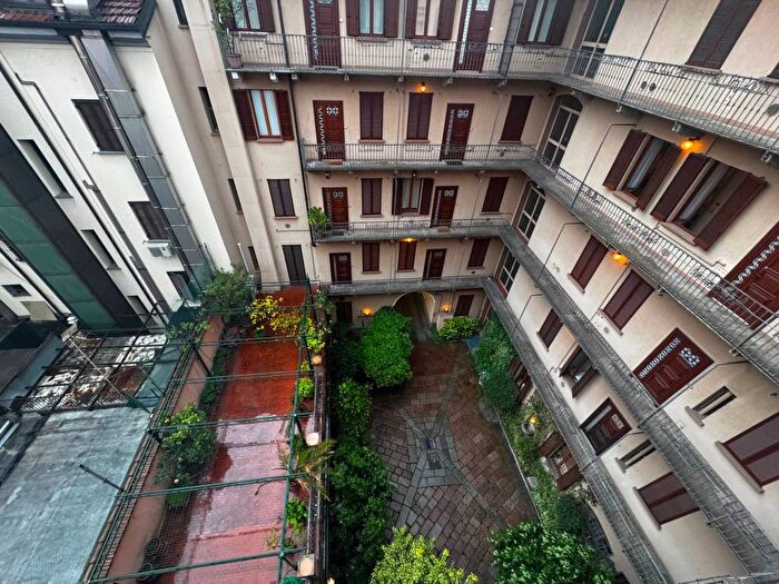 Appartamento trilocale in affitto in Via Carlo Ravizza, Vercelli Wagner, Milano