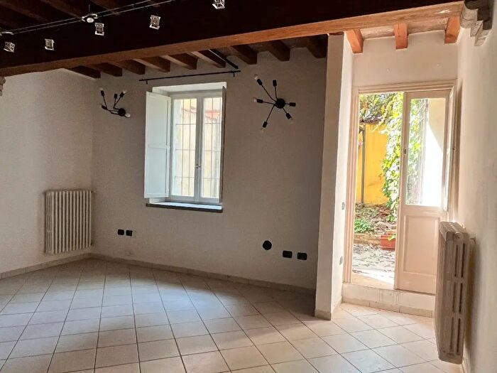 Appartamento trilocale in vendita in Strada Massimo d'Azeglio, Parma