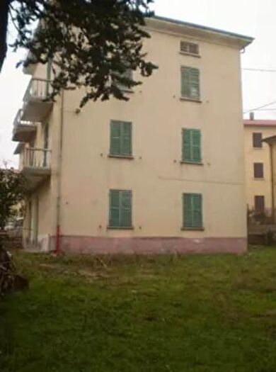 Casa con 6 locali in vendita in Via Poggio, Carpegna