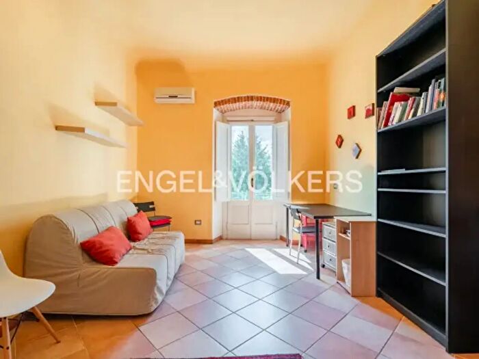 Appartamento bilocale in vendita in Via Faenza, Firenze