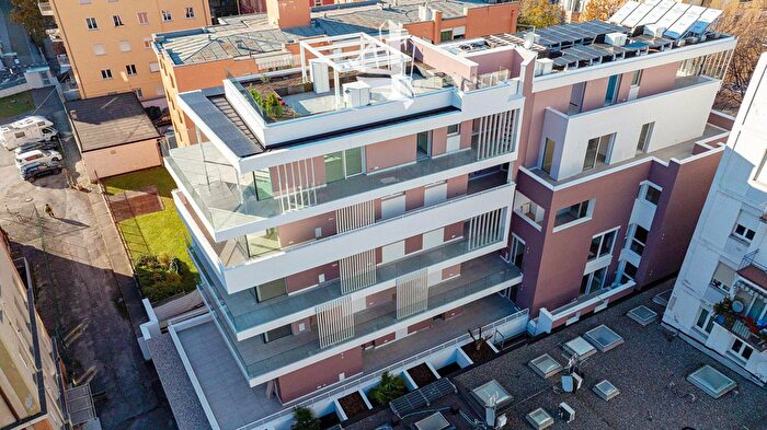 Appartamento trilocale in vendita in Via Marconi, Bolzano