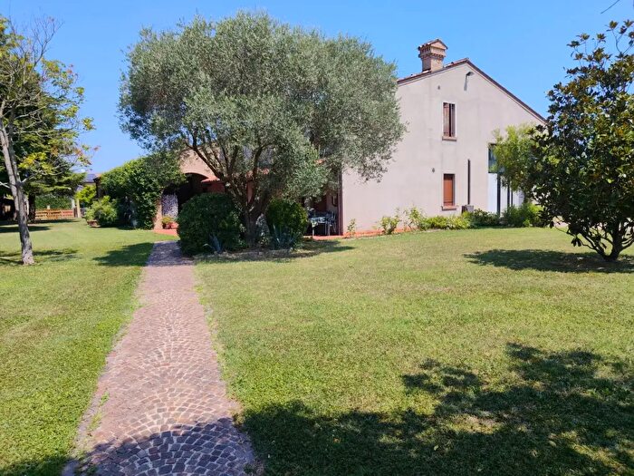 Appartamento trilocale in affitto in Via Guglielmo Marconi, Rubano