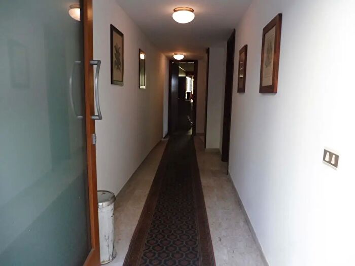 Casa con 6 locali in vendita in Via Beato Lorenzino, Marostica