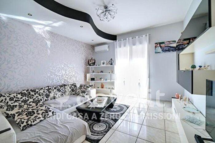 Appartamento trilocale in vendita in Via Croce a, Aci Catena