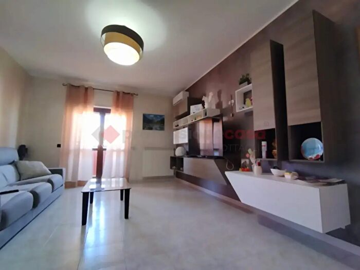 Appartamento quadrilocale in affitto in Via Togliatti, Grottaglie