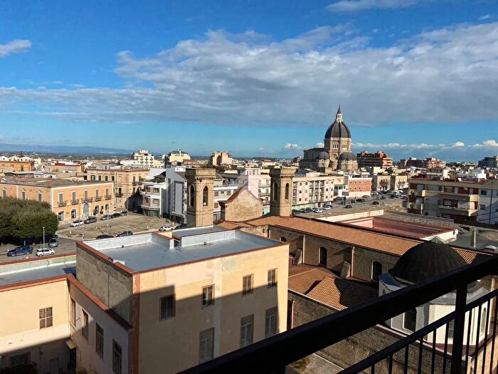 Appartamento quadrilocale in vendita in Via Omero, Cerignola