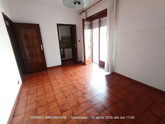 Appartamento trilocale in affitto in Via Frejus, Centro, Orbassano