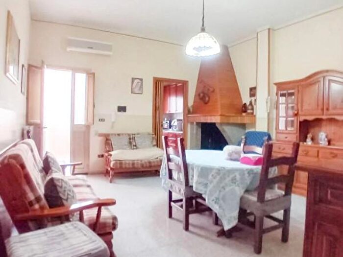 Casa con 5 locali in vendita in Latiano