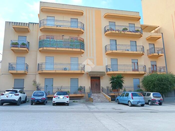 Appartamento quadrilocale in vendita in Largo degli Eoli, Trapani