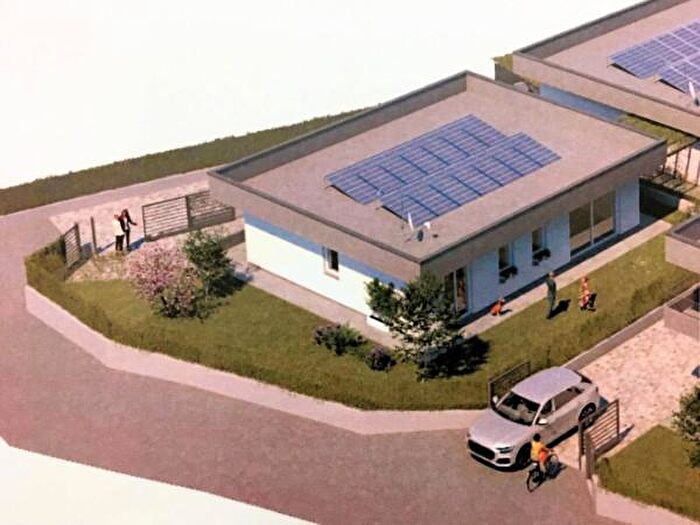 Casa quadrilocale in vendita in Via Varese, Appiano Gentile