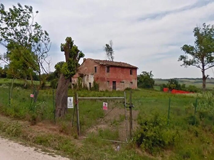 Casa con 7 locali in vendita in Strada Brogo Duca, Terre Roveresche