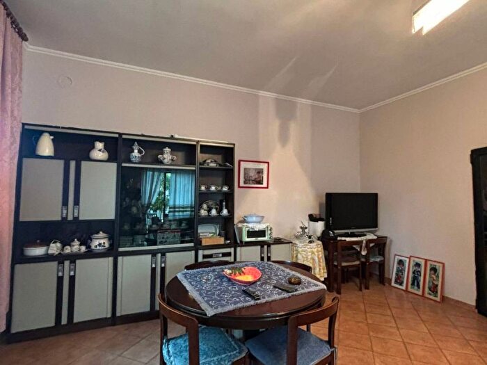 Appartamento monolocale in affitto in Via San Martino, Ramiola, Medesano