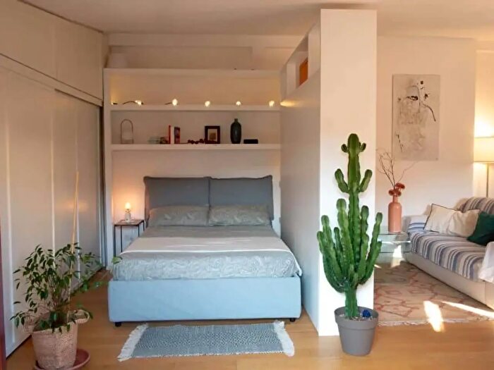 Appartamento monolocale in affitto in Via Padova, Milano