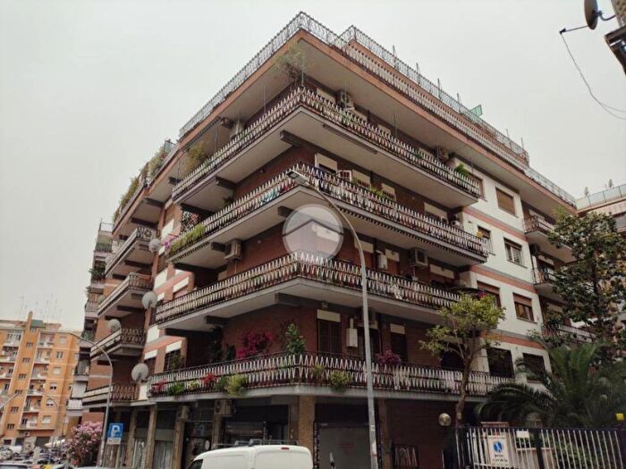 Appartamento bilocale in affitto in Via Festo Avieno, Balduina, Roma