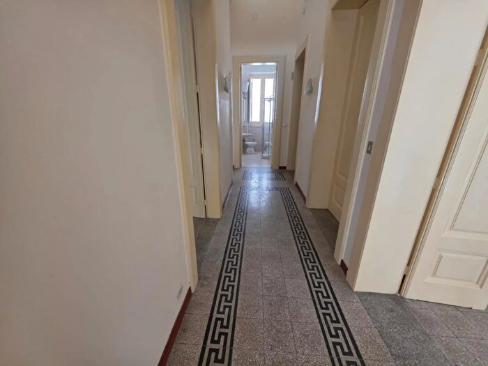 Appartamento con 5 locali in vendita in Reggio Calabria