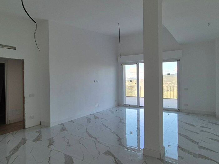 Casa trilocale in affitto in Località Falgano, Rufina