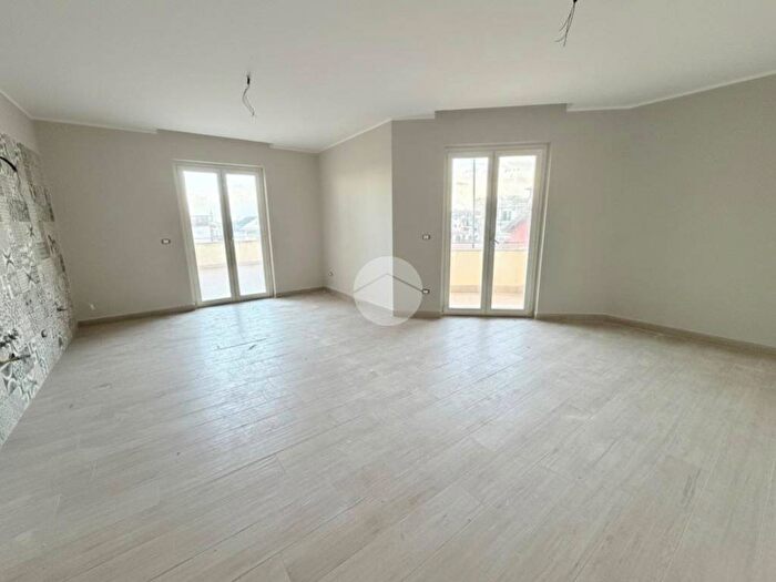 Appartamento trilocale in affitto in Via Carlo Rosselli, Centro, Mugnano di Napoli