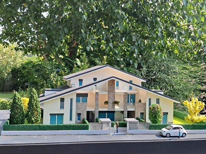 Case in Vendita e in Affitto - 3