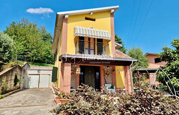 Casa quadrilocale in vendita in Salsomaggiore Terme