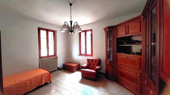 Casa con 6 locali in vendita in Viale Maratea, Senigallia