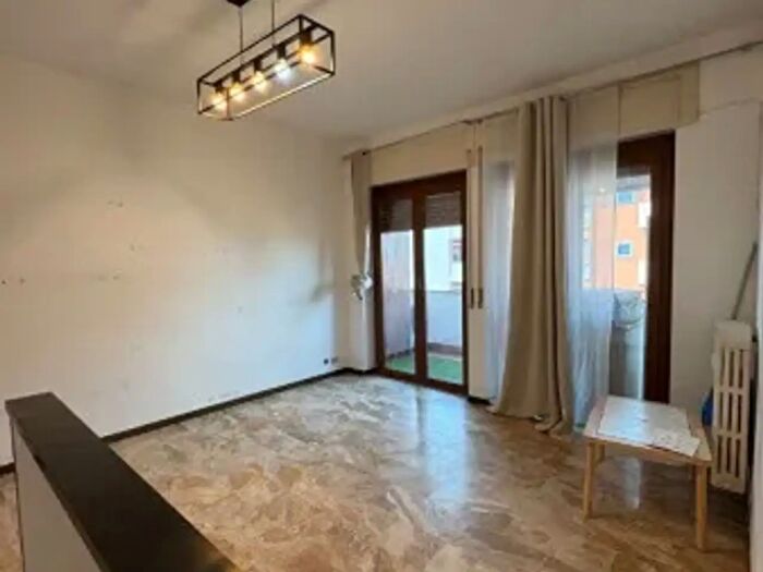 Appartamento trilocale in vendita in Via Giacomo Leopardi, Opera