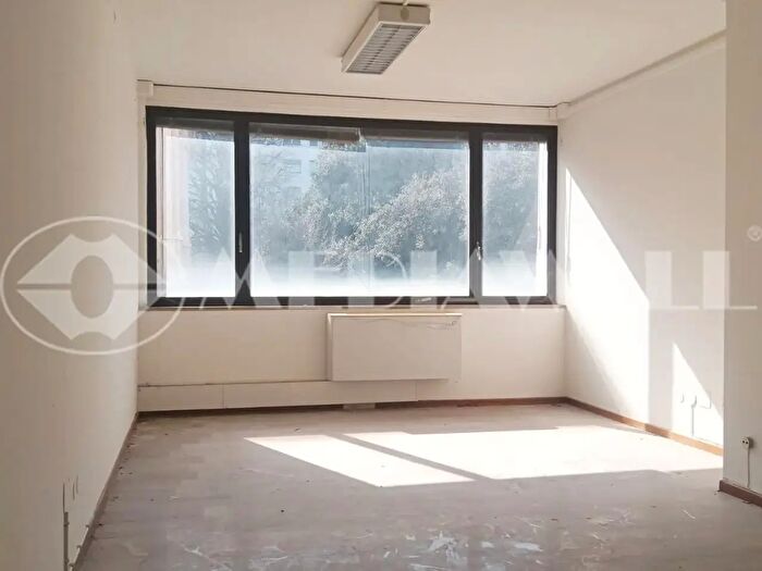 Appartamento con 9 locali in vendita in Via Rovereto, Pordenone