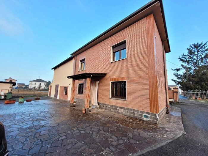 Casa con 6 locali in vendita in Gerbidi, Castelnuovo Scrivia