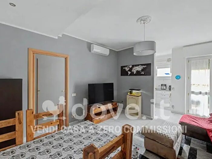 Appartamento trilocale in vendita in Via Somalia, Gallarate