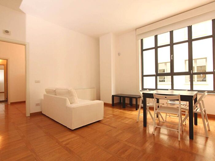Appartamento bilocale in affitto in Via Elia Lombardini, Navigli Darsena, Milano